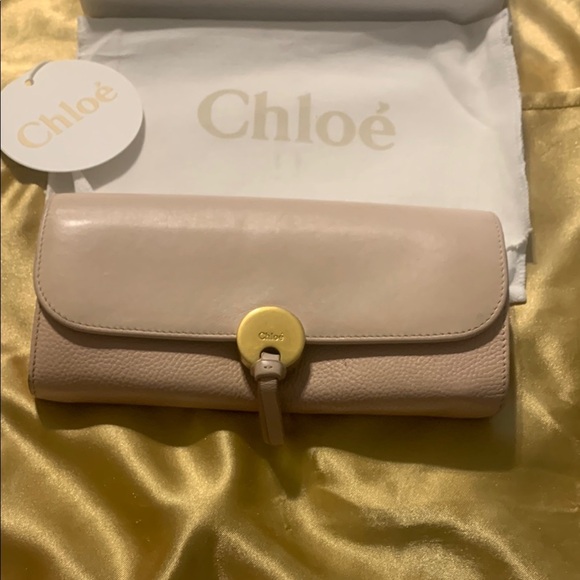 Chloe Powder Light Pink Leather Wallet Gold Hardware - Picture 5 of 16